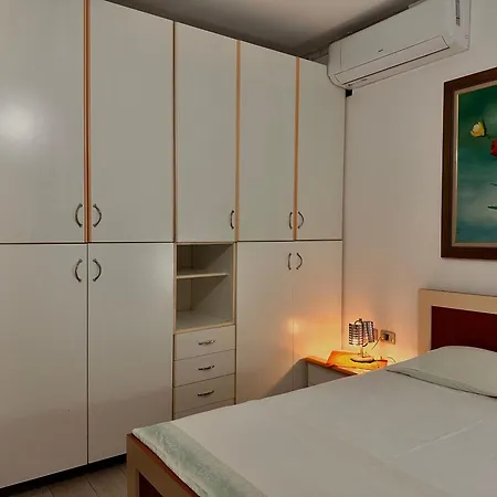 Hostal Grande House Tirana