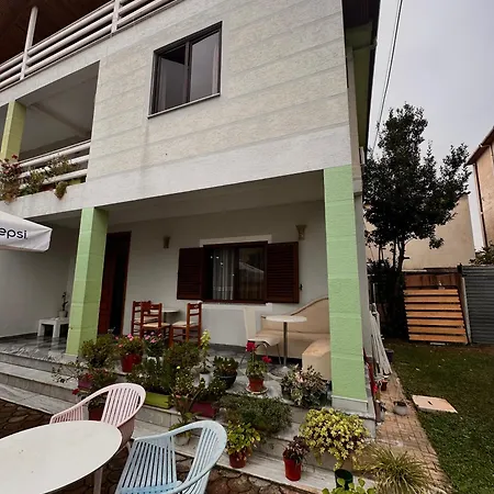 Grande House *